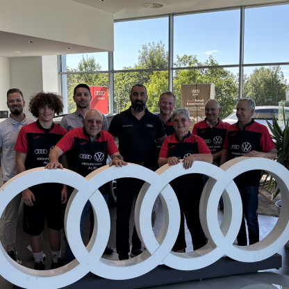 Remise des nouveaux maillots par VW AUDI Groupe Fabre d'Albi